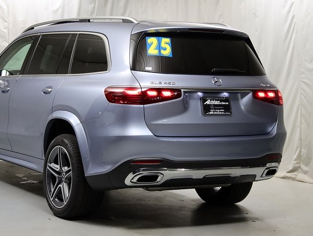 2025 Mercedes Benz GLS 450 4MATIC photo 8