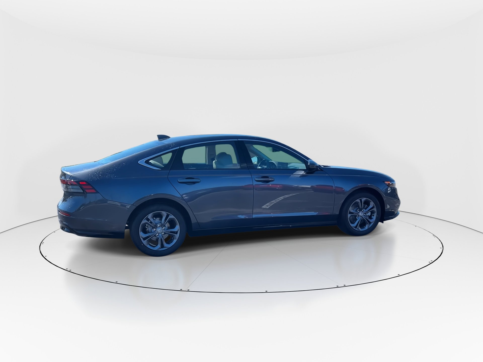2025 Honda Accord Hybrid EX-L photo 8