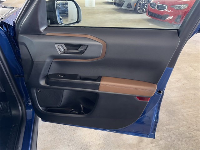 2023 Ford Bronco Sport Outer Banks photo 9