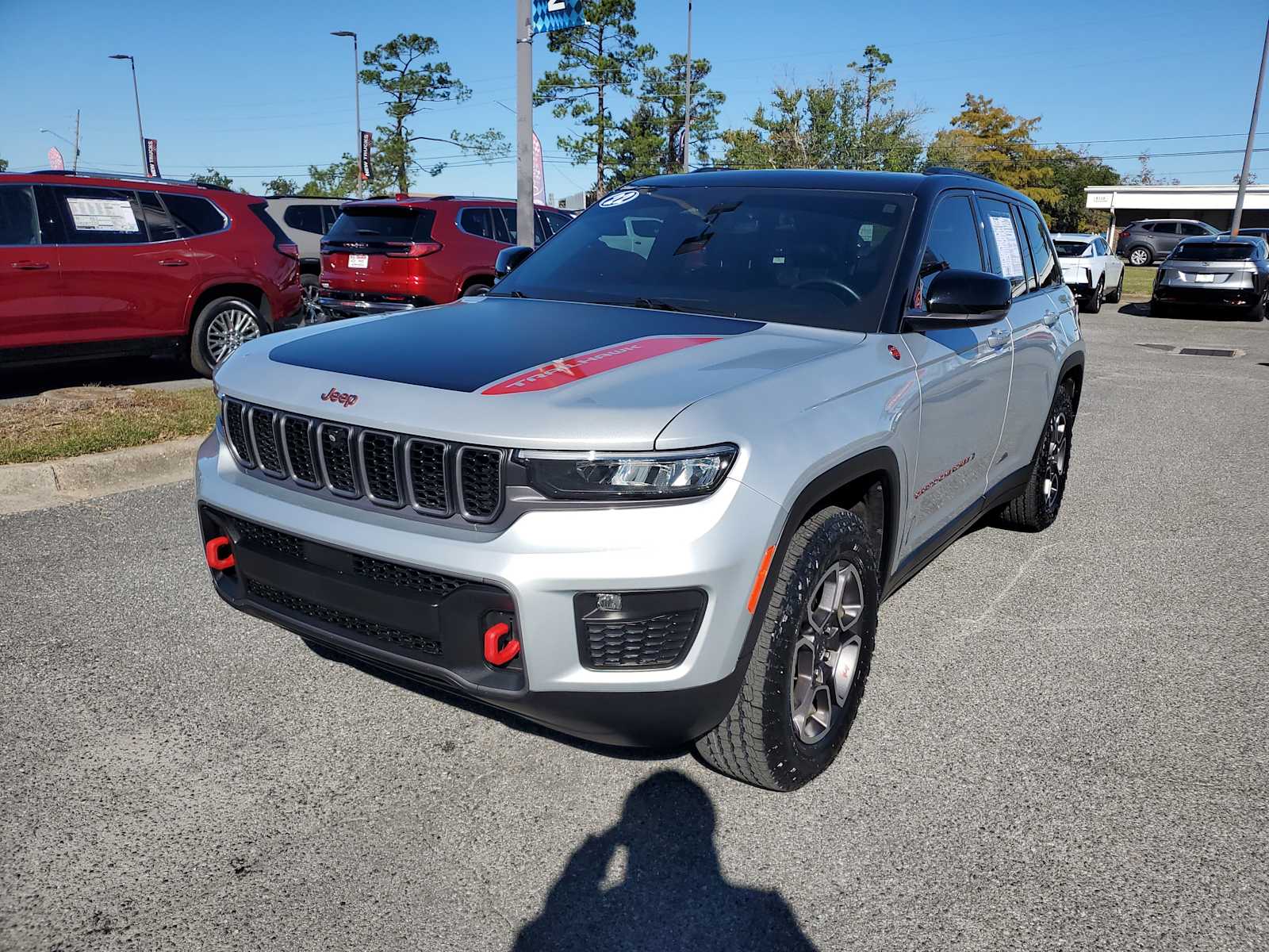 2022 Jeep Grand Cherokee Trailhawk's photo