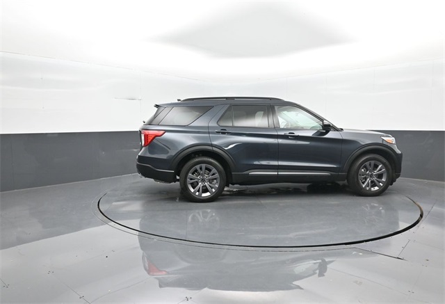 2022 Ford Explorer XLT photo 7