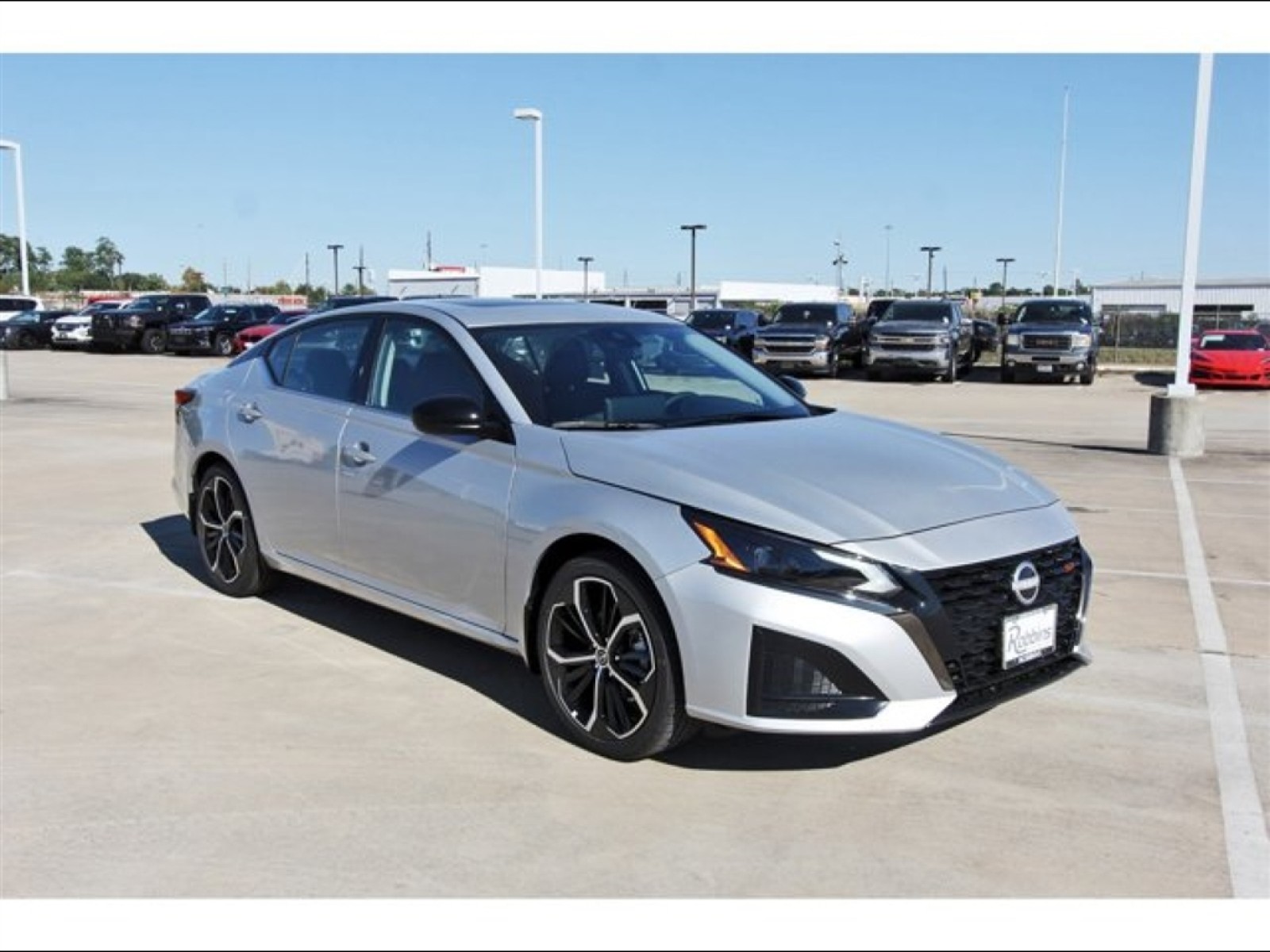 2025 Nissan Altima SR Silver at Davis Chevrolet