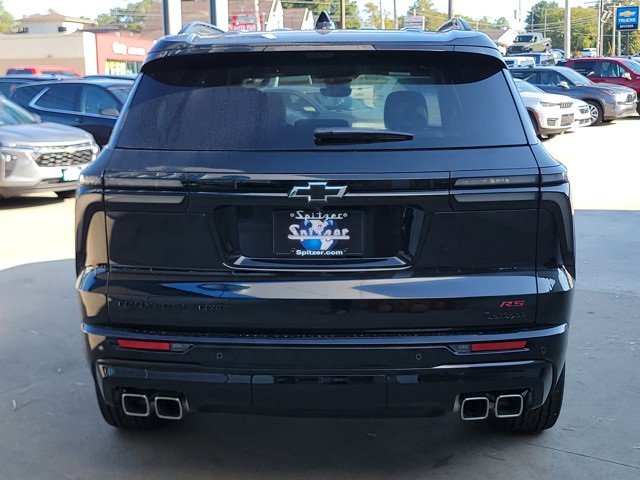 2025 Chevrolet Traverse RS photo 4