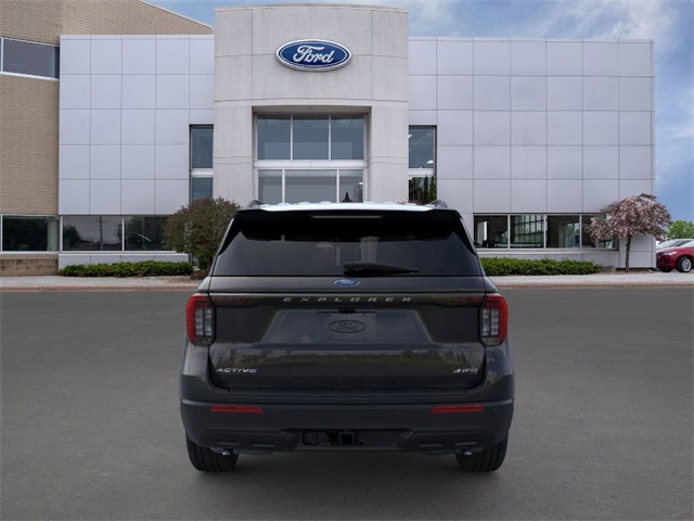 2026 Ford Explorer photo 4