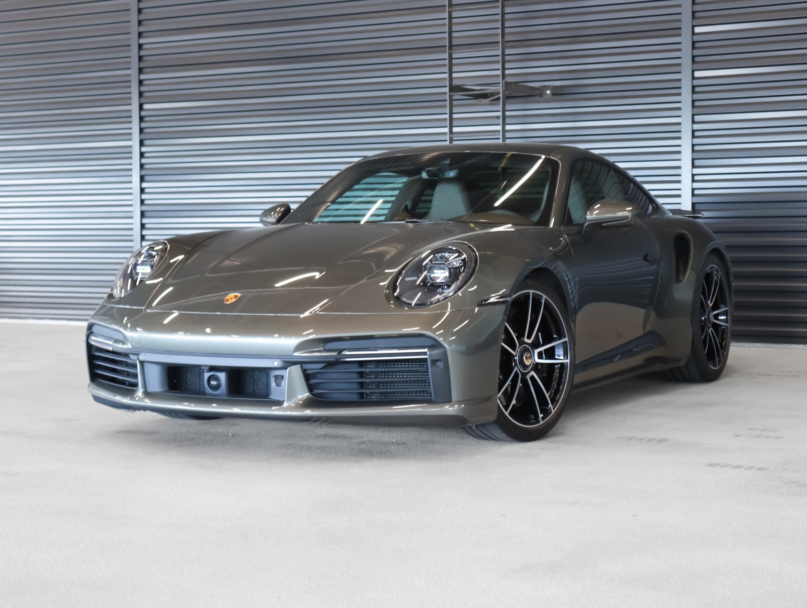Certified Used 2022 Aventurine Grn Porsche Turbo S image 1