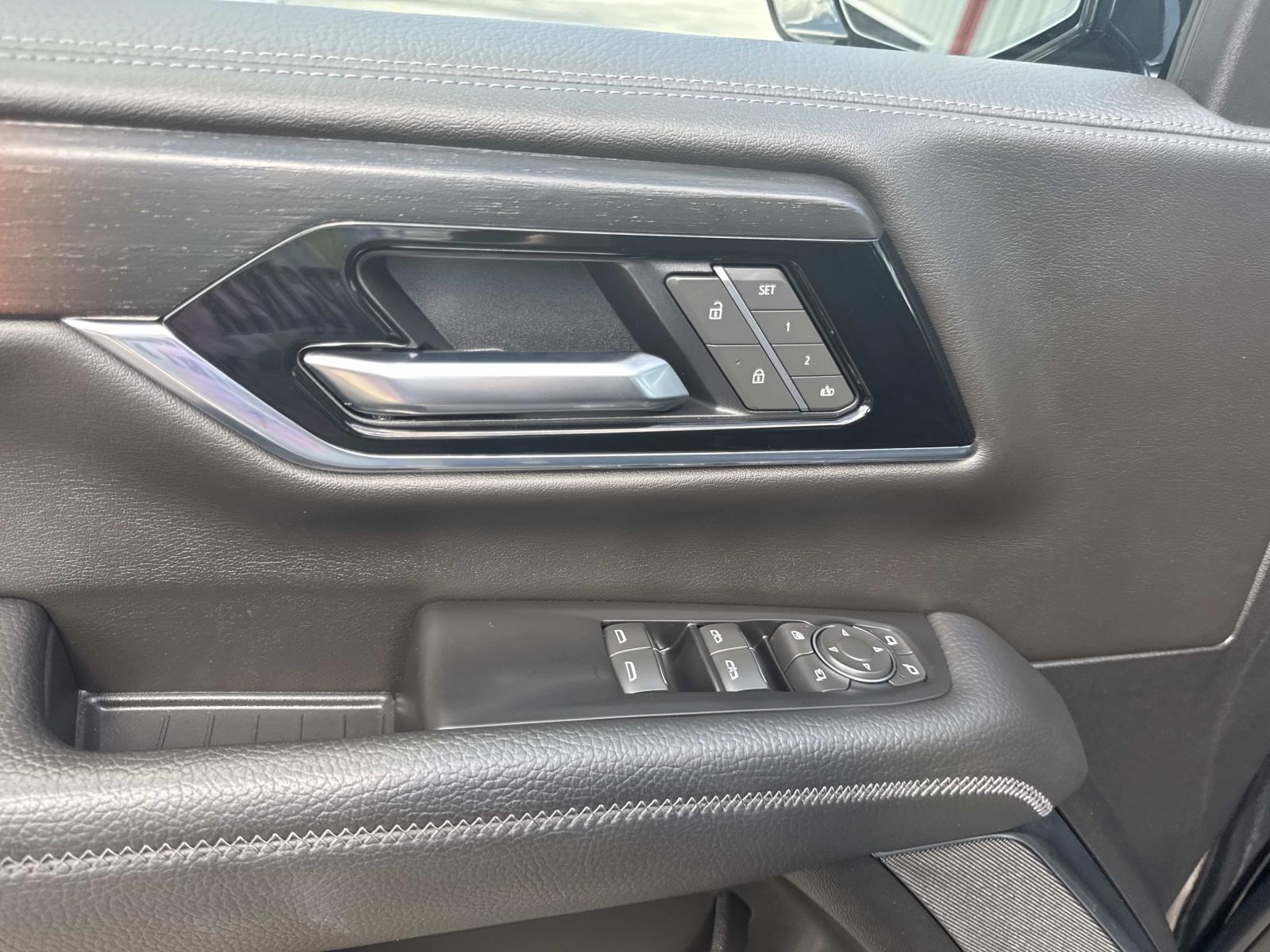 2025 Gmc Yukon XL Denali photo 18
