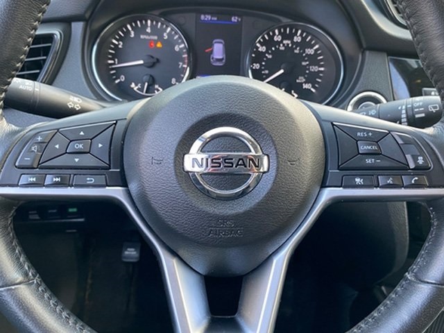 2018 Nissan Rogue SV photo 8