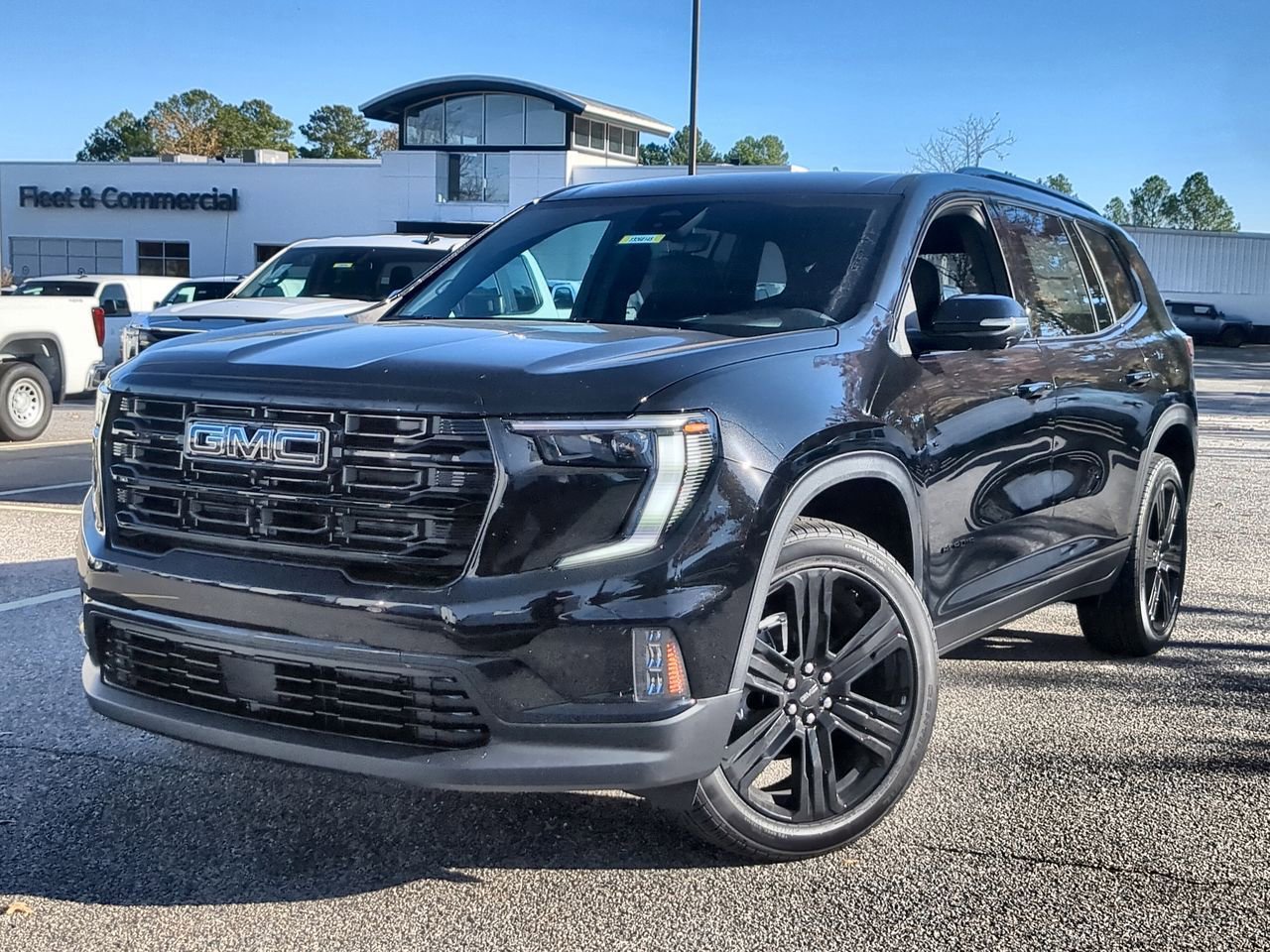 2026 GMC Acadia Elevation's photo