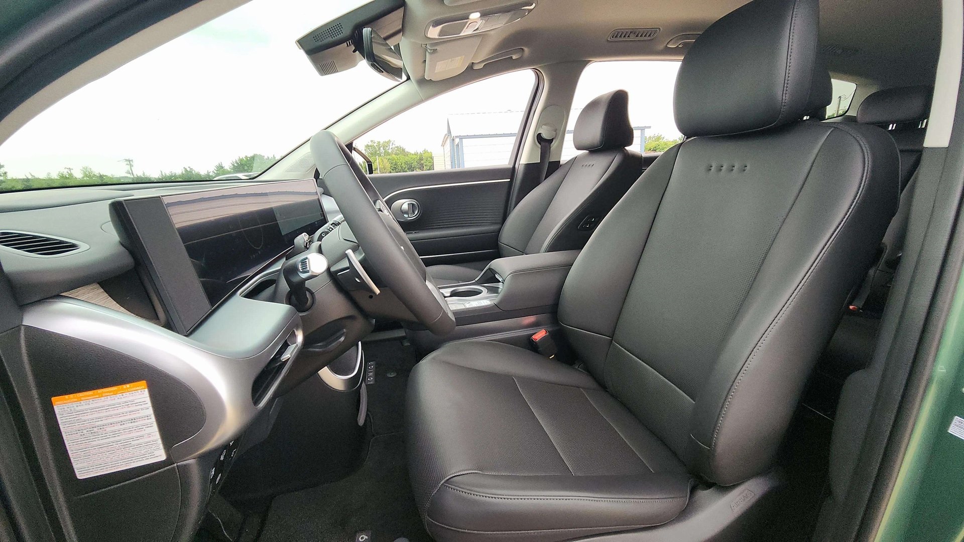 2026 Hyundai Ioniq SEL photo 17