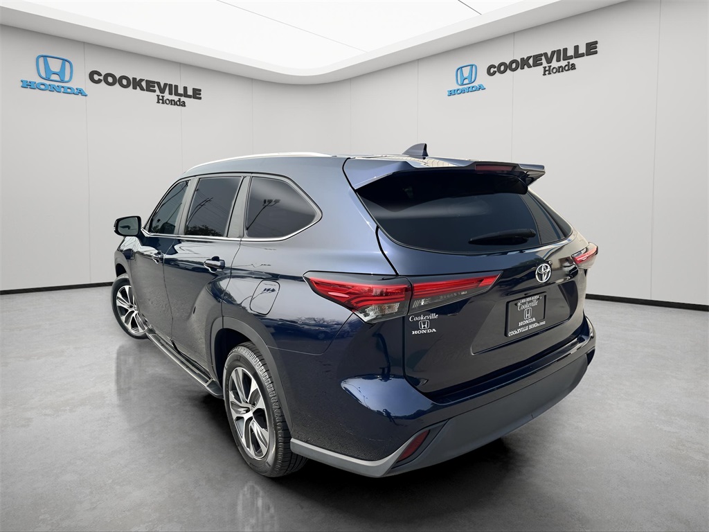 2023 Toyota Highlander XLE photo 4