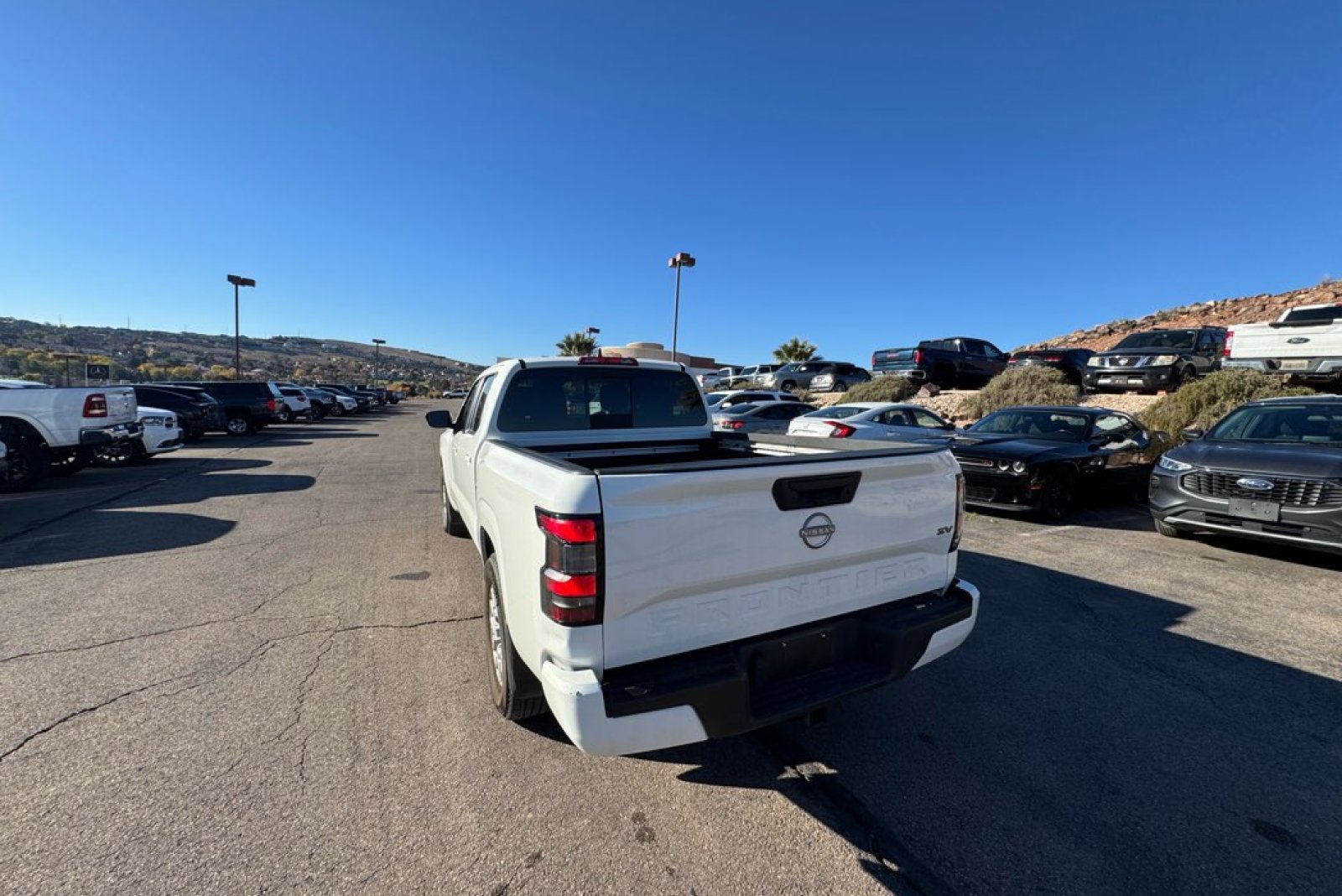 2024 Nissan Frontier SV photo 3