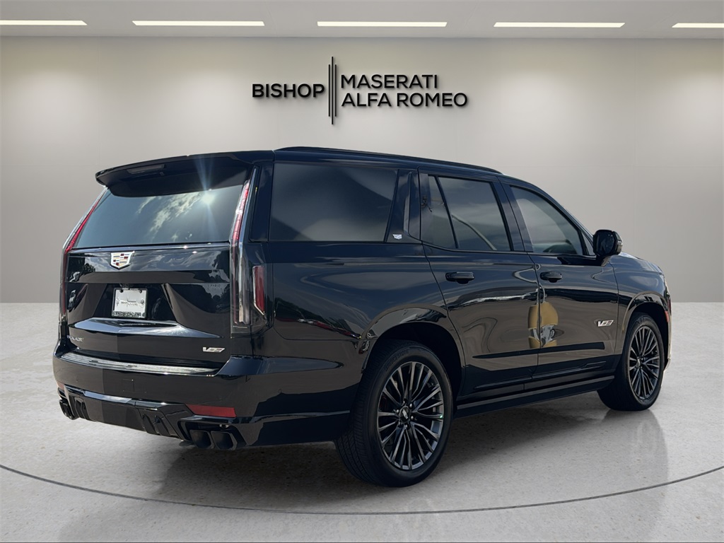 2024 Cadillac Escalade V-Series photo 3