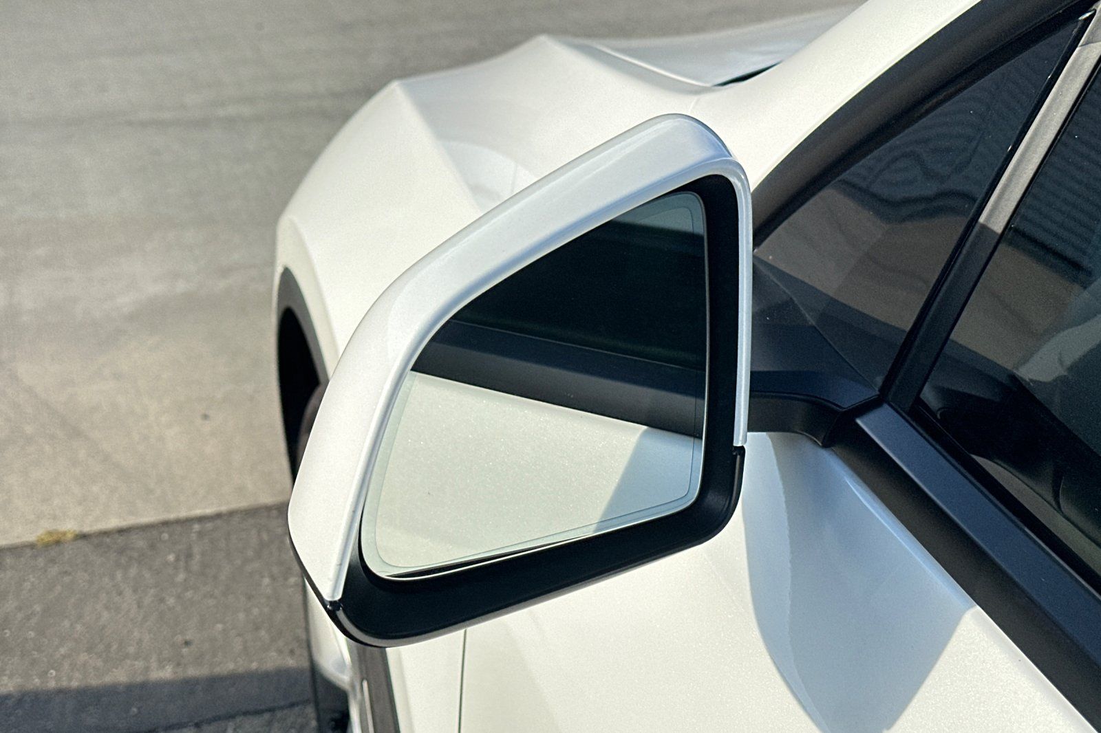 2022 Tesla Model Y Long Range photo 12