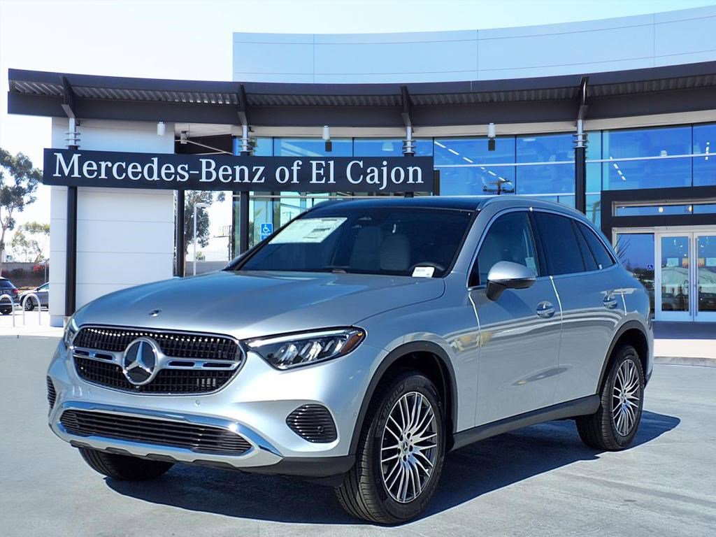 2026 Mercedes-Benz GLC Base's photo