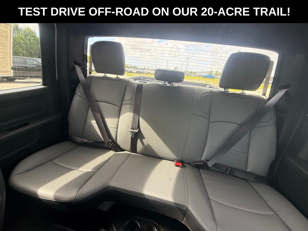 2026 Ram 2500 Tradesman photo 18