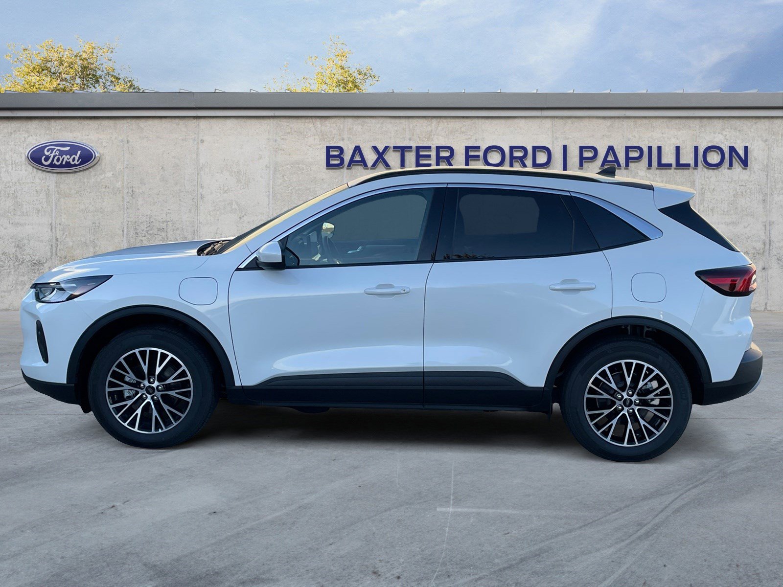 2024 Ford Escape Plug-In Hybrid Base photo 2