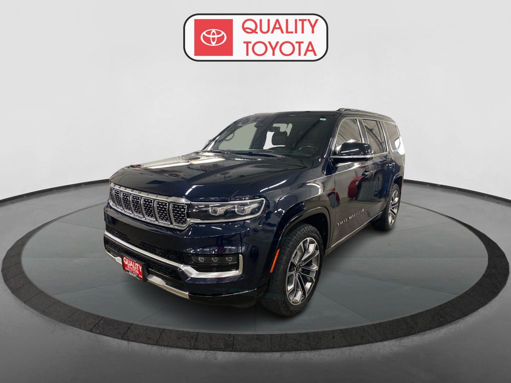 2023 Jeep Grand Wagoneer Series III's photo