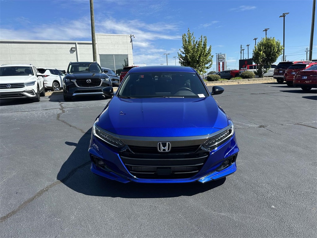 2022 Honda Accord Sport 2.0T photo 2