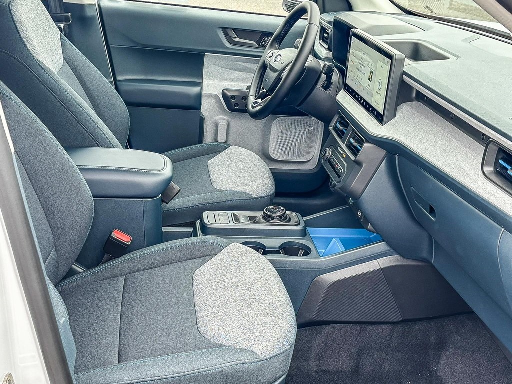 2025 Ford Maverick XLT photo 12