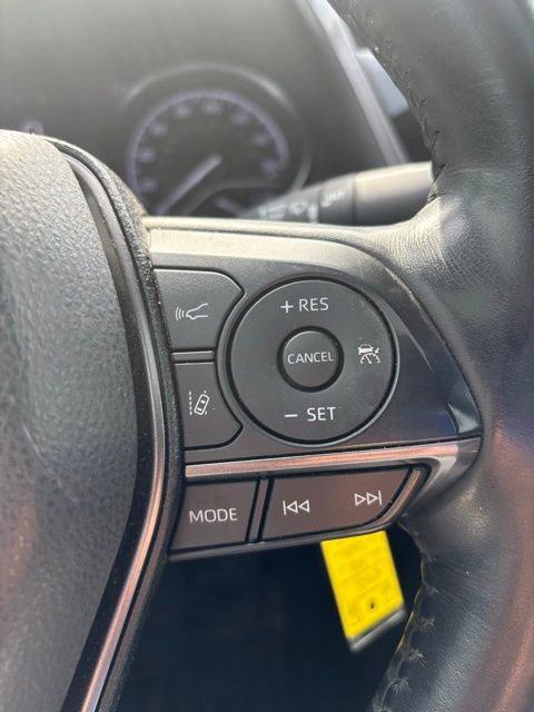 2021 Toyota Camry SE photo 16