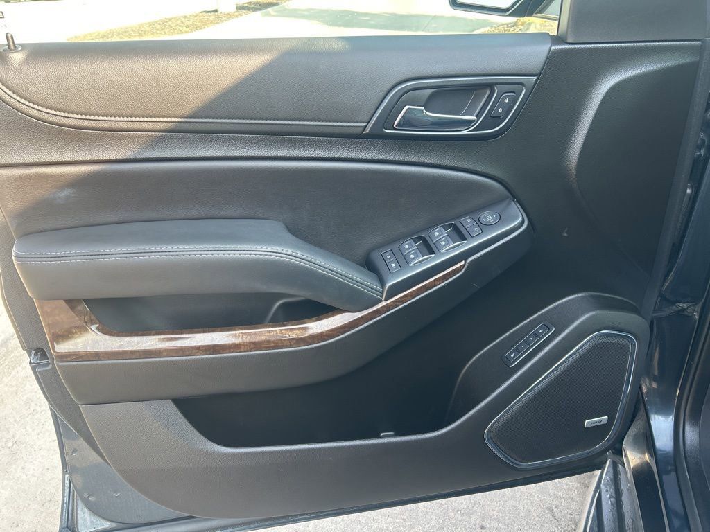 2019 Chevrolet Tahoe LT photo 10