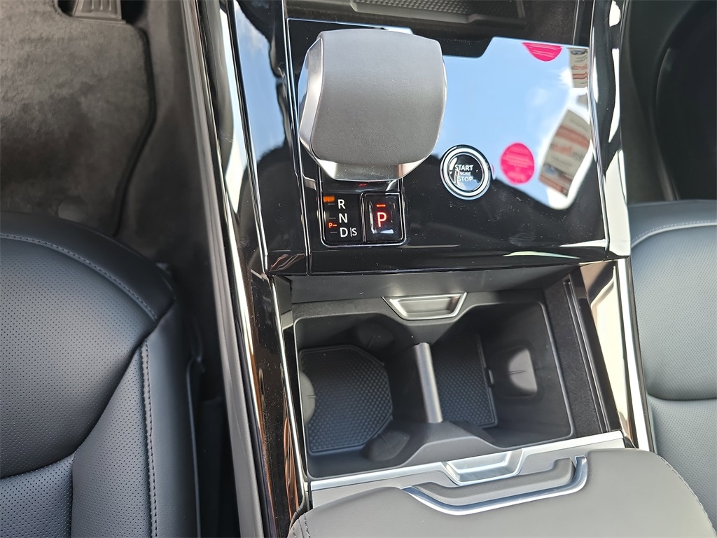 2025 Land Rover Range Rover Sport SE photo 25