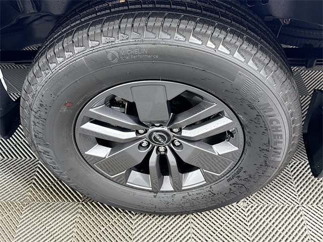 2026 Nissan Frontier SV photo 4