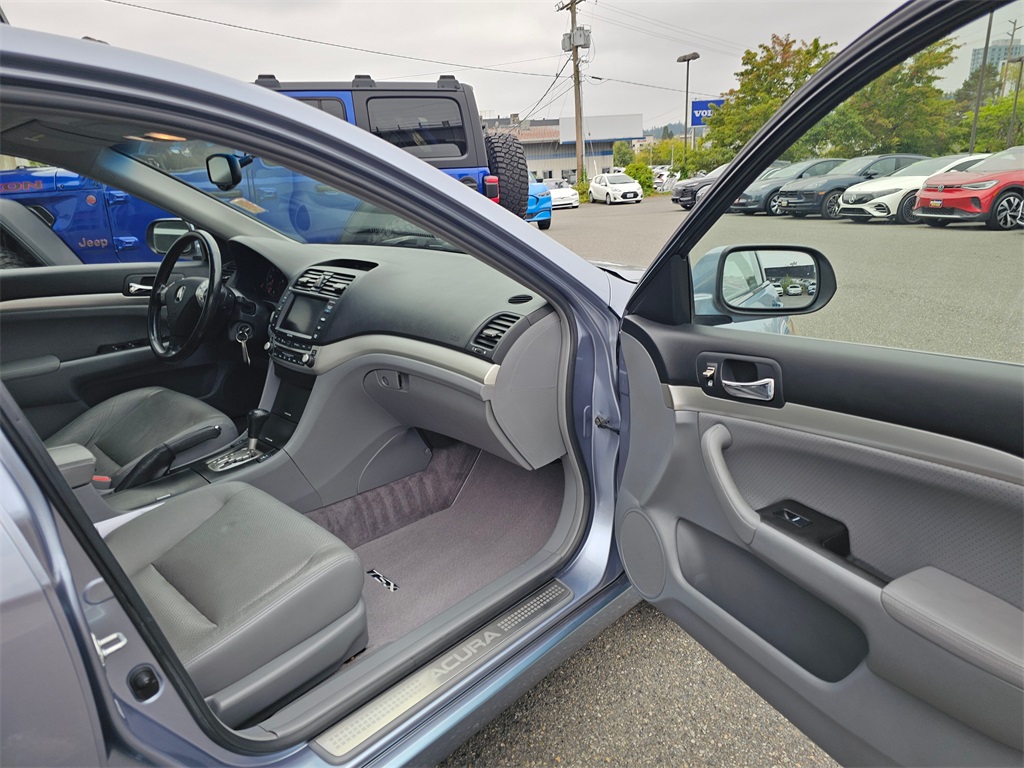 2004 Acura TSX Base photo 10
