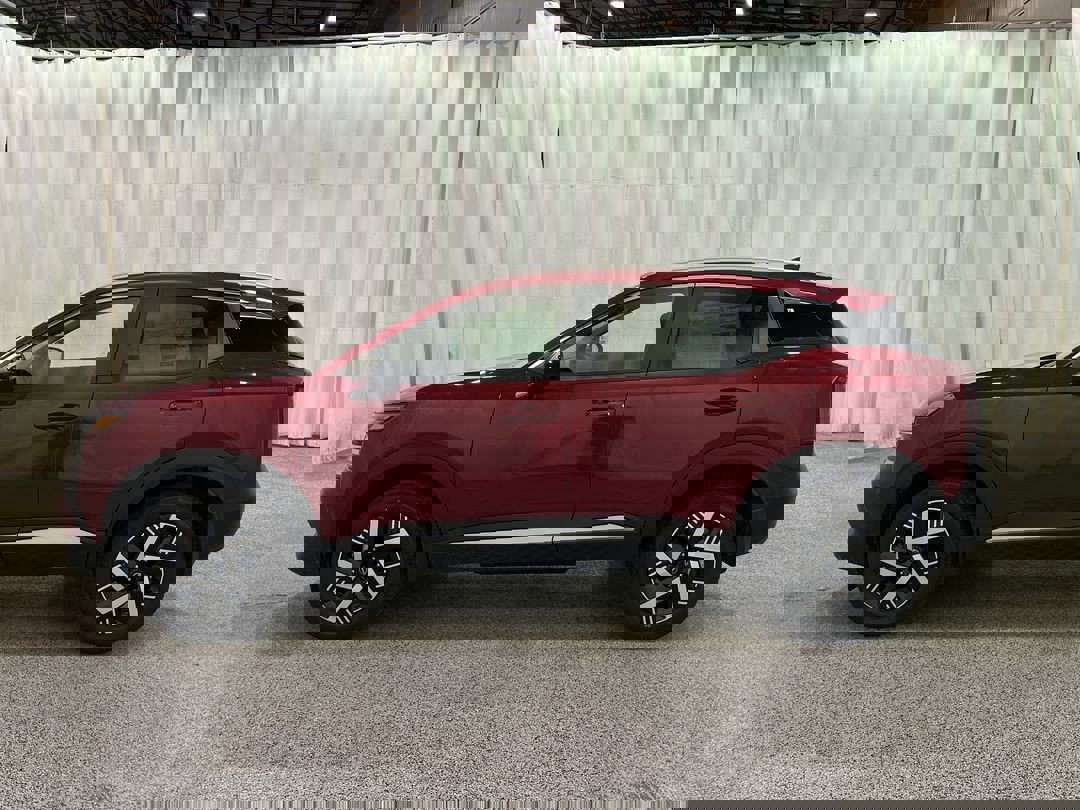 2026 Nissan Kicks SV photo 4