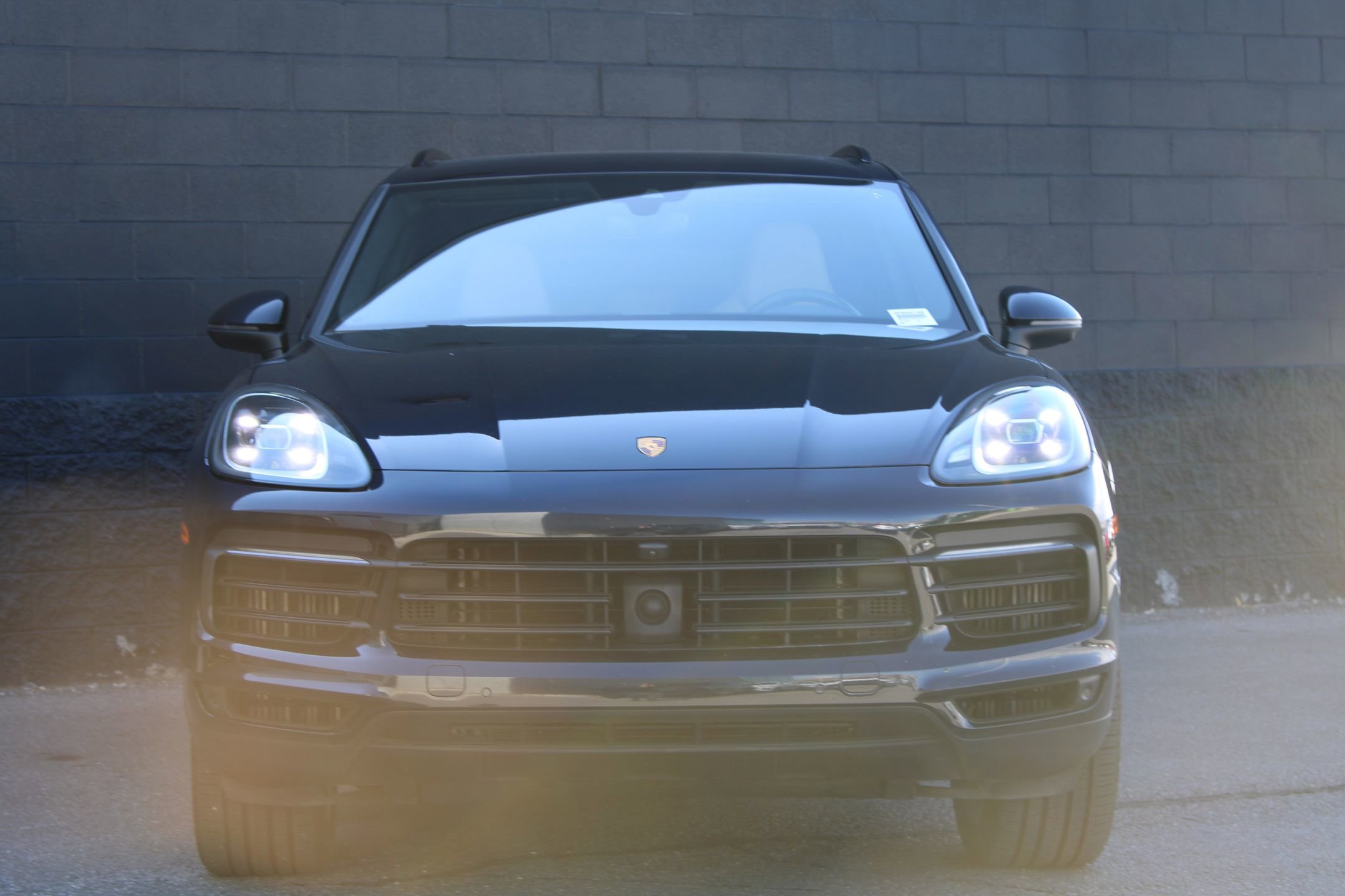 2021 Porsche Cayenne S photo 3