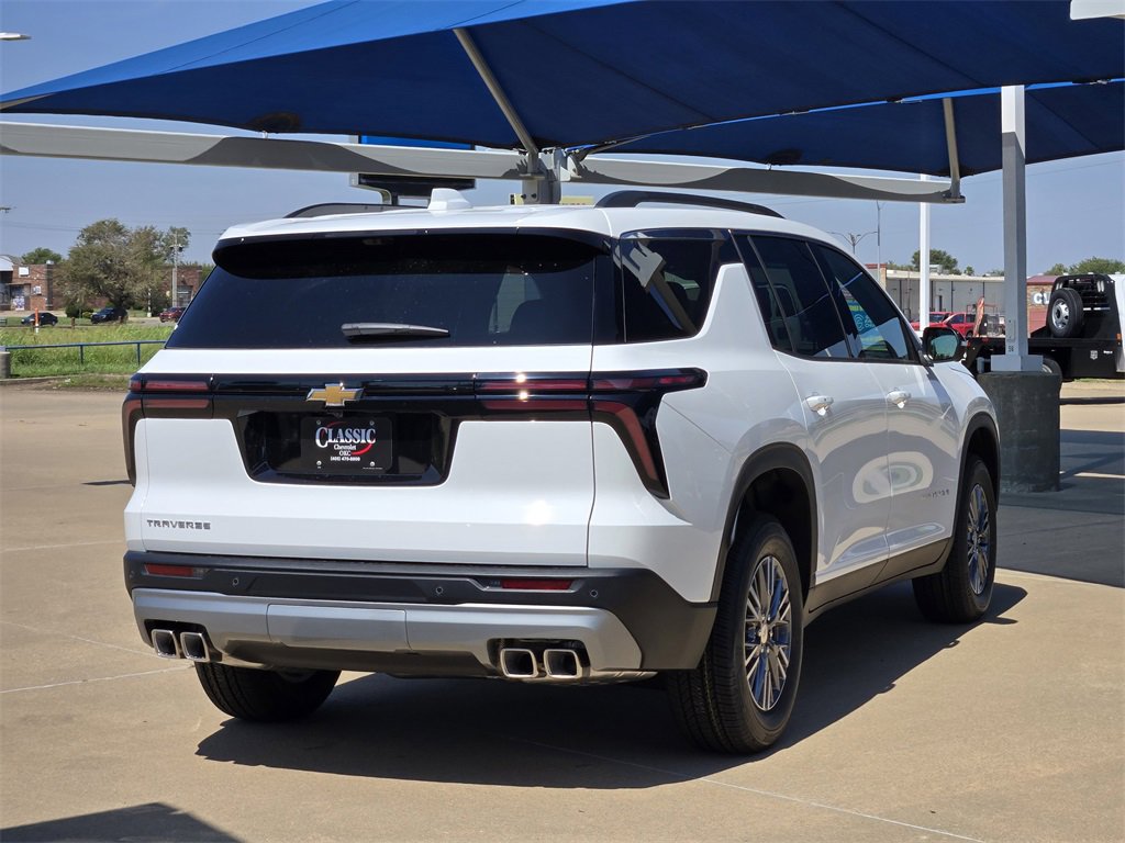 2026 Chevrolet Traverse photo 4