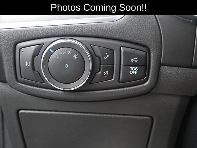 2024 Ford Edge Titanium photo 8