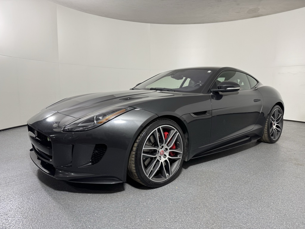 2017 Jaguar F-TYPE R's photo