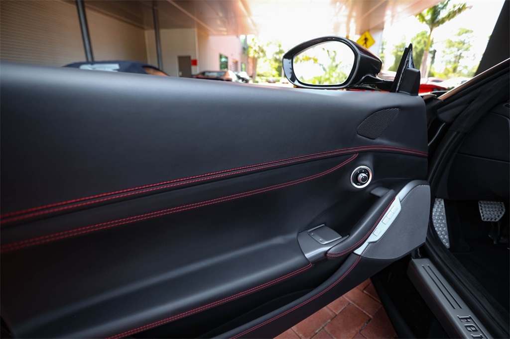 Certified Used 2022 Ferrari Base image 40