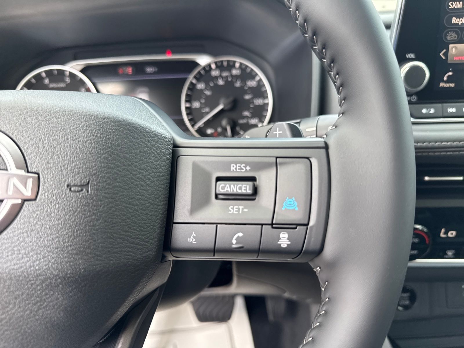 2026 Nissan Rogue SV photo 14