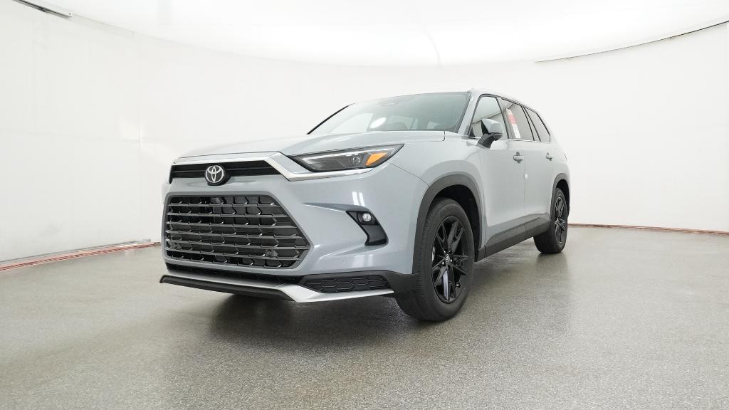 2026 Toyota Grand Highlander Hybrid MAX Platinum AWD photo 4