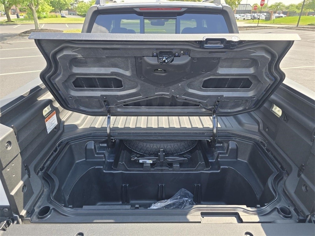 2025 Honda Ridgeline Black Edition photo 21