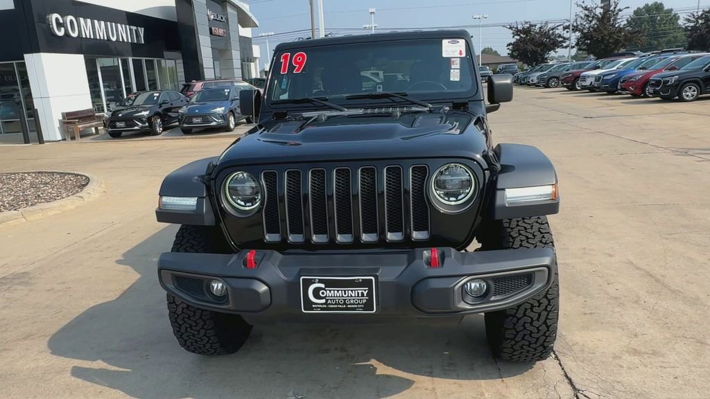2019 Jeep Wrangler Unlimited Rubicon photo 2