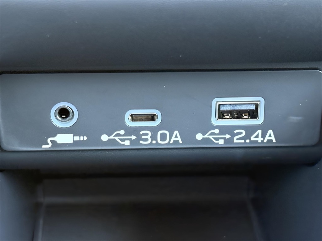 2025 Subaru Outback Touring XT photo 23