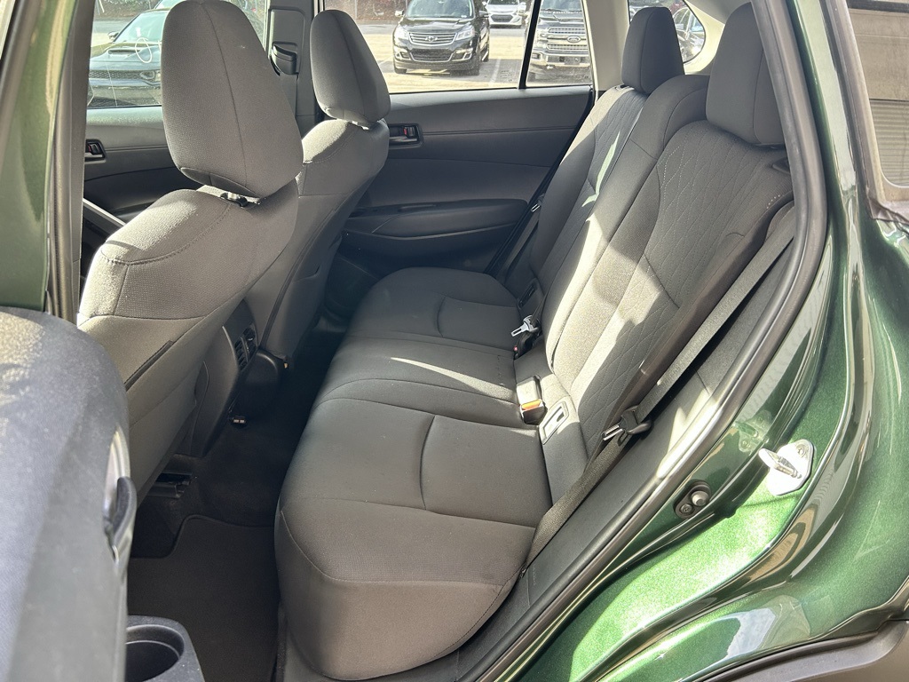 2022 Toyota Corolla Cross LE photo 5