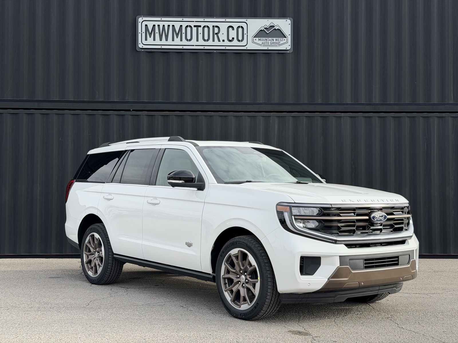 2025 Ford Expedition King Ranch's photo