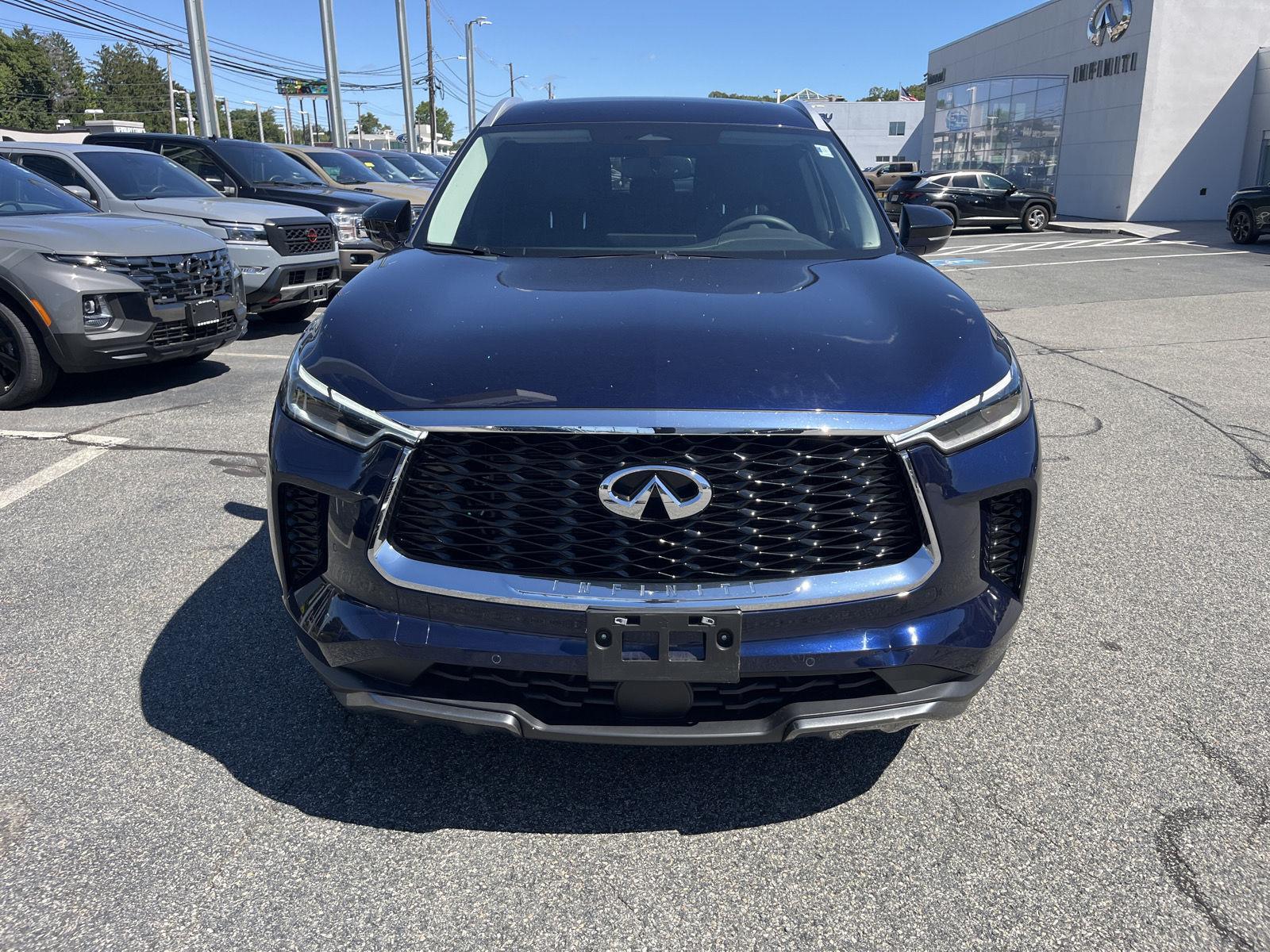 2022 Infiniti QX60 Luxe photo 4