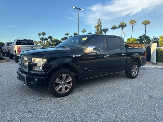 2017 Ford F-150 Platinum photo 5