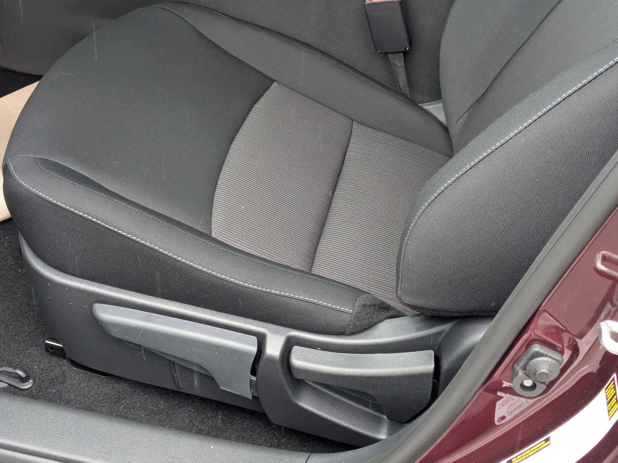 2025 Nissan Sentra SV photo 4