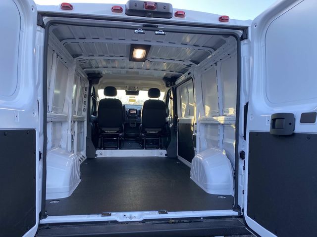 2026 Ram ProMaster 1500 Tradesman photo 2