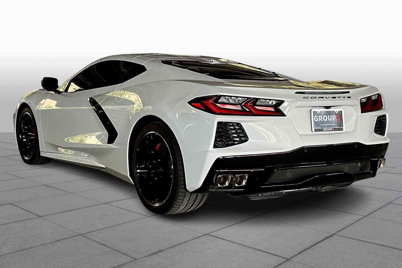 2025 Chevrolet Corvette 1LT photo 10