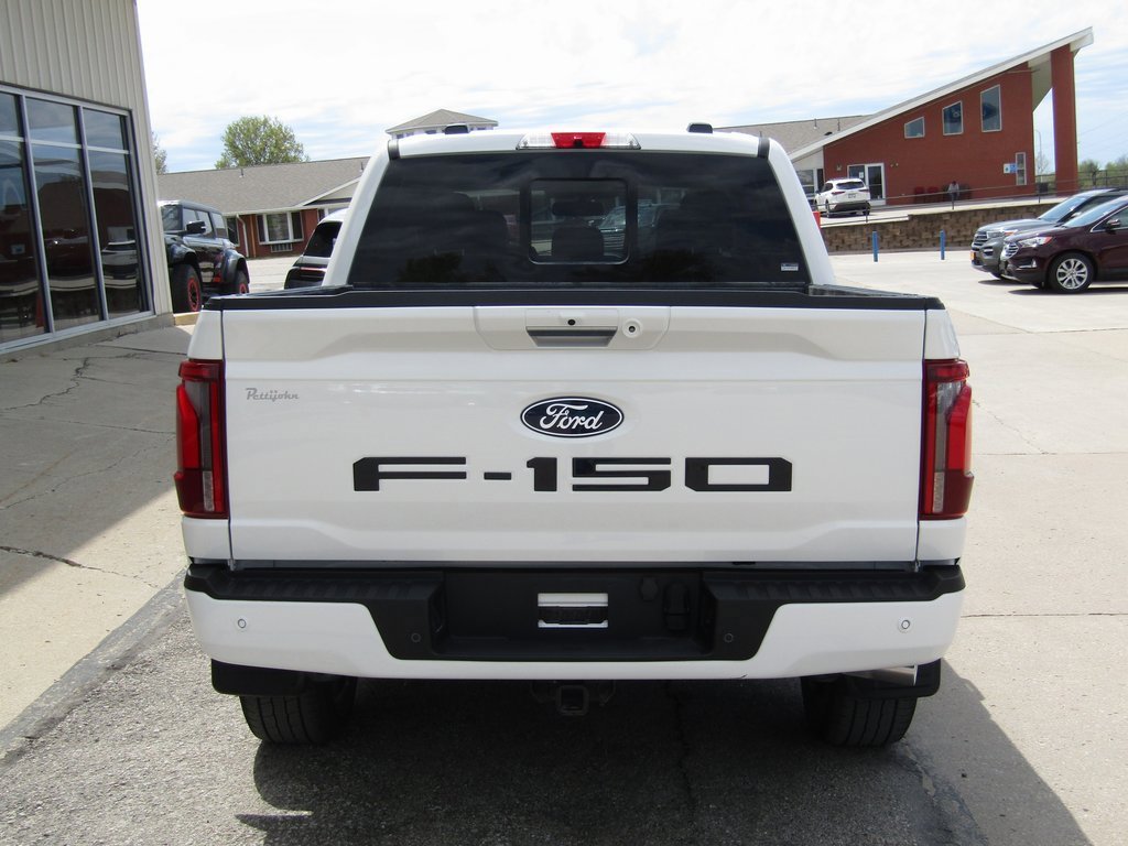 2024 Ford F-150 Platinum photo 3