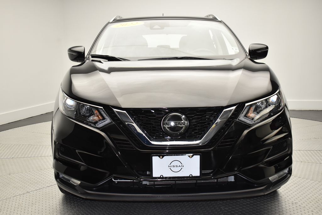 2022 Nissan Rogue Sport SV photo 2