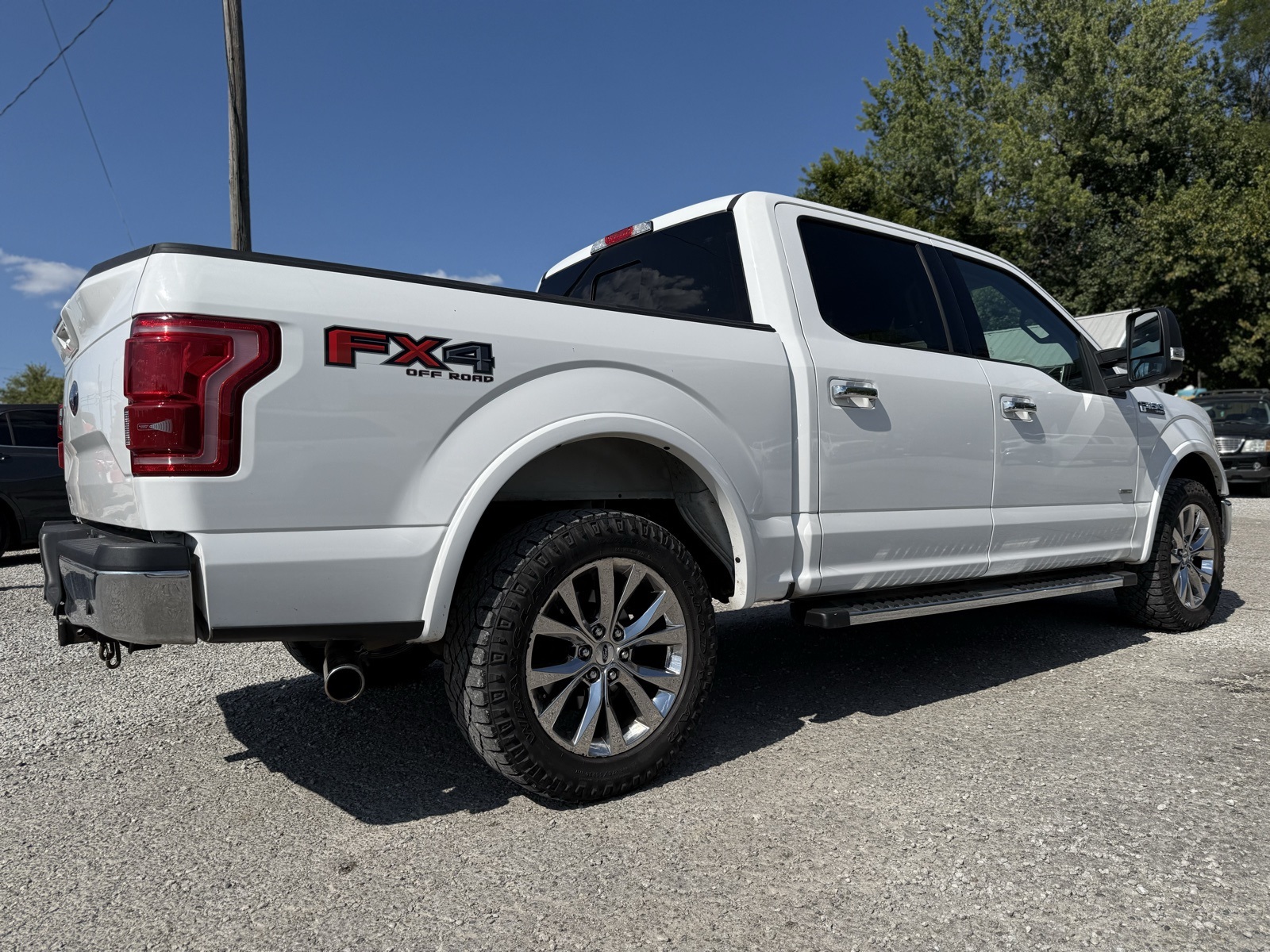 2017 Ford F-150 Lariat photo 8