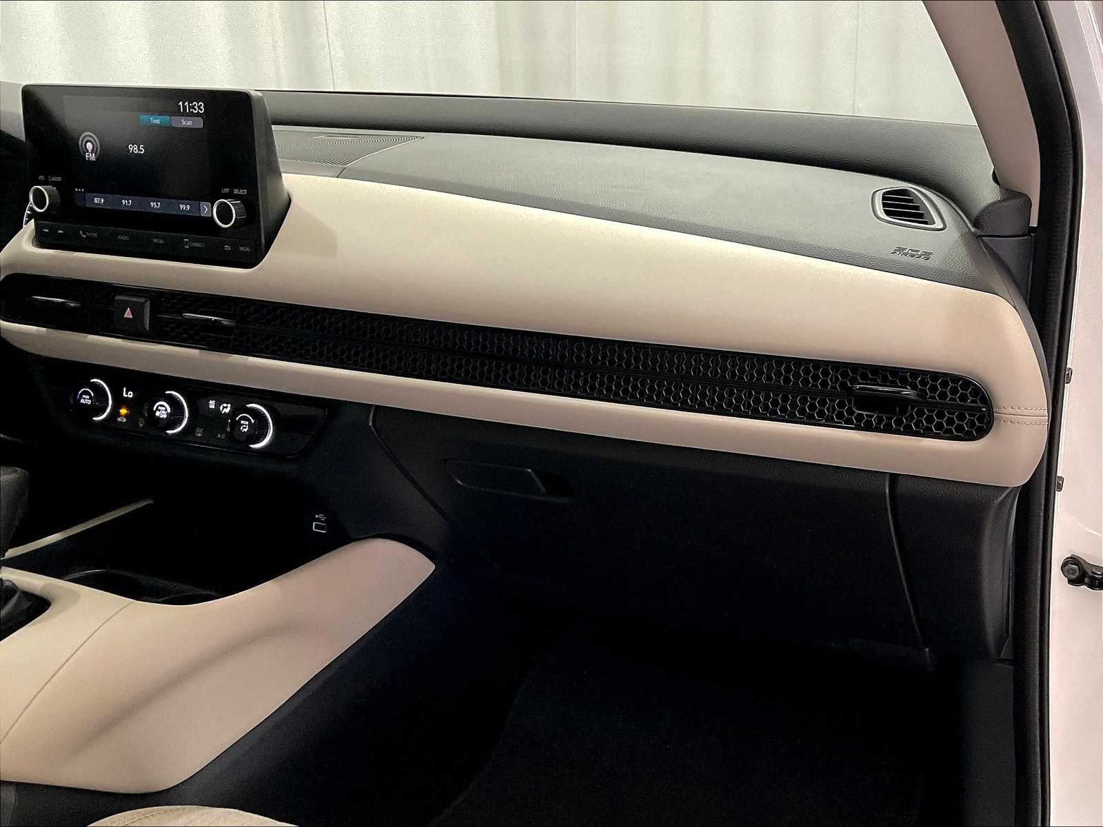 2023 Honda HR-V LX photo 10